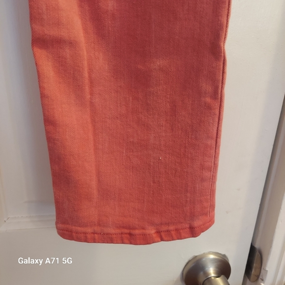 Levi's Coral Pink Skinny Jeans Size 2 or 30x32 - Picture 7 of 10